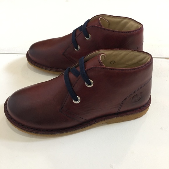 Naturino Distressed Leather Boots - Picture 6 of 8